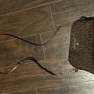 Michael Kors Elegant Brown Patterned Crossbody Bag